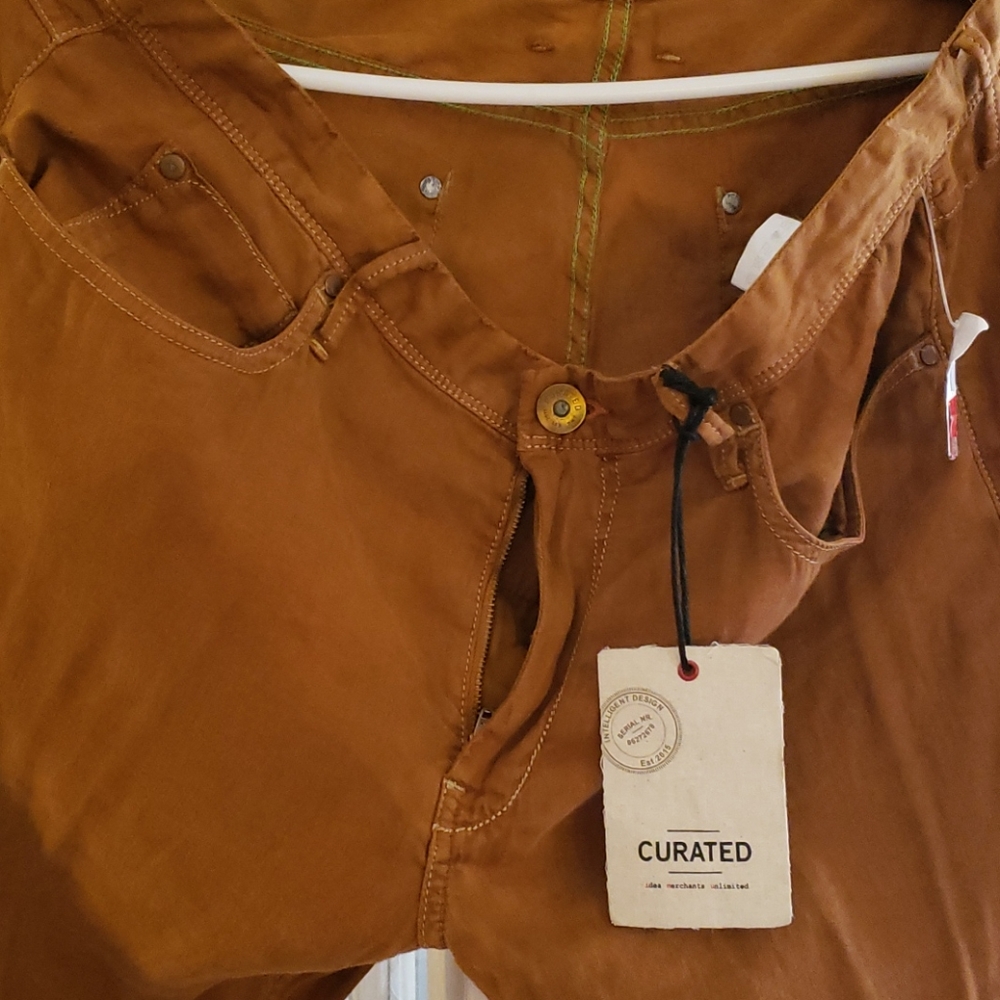 Brand new CURATED Jeany tobacco colored pant